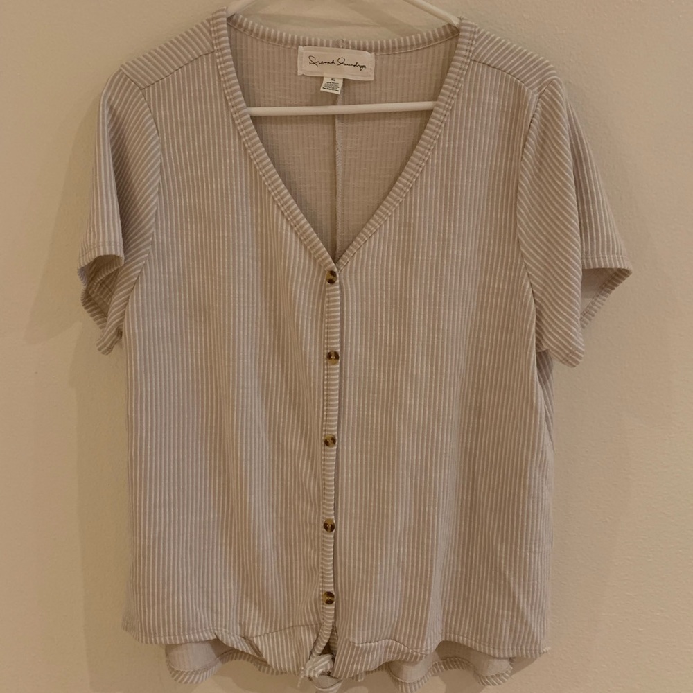 Cute tied shirt